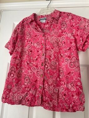 Pink Colombia Button Up Blouse Size Large‎